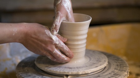 Discover Ancient Nom Village and Bat Trang Pottery Village 