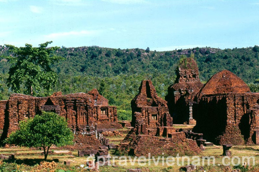 Two-week family trip to Vietnam