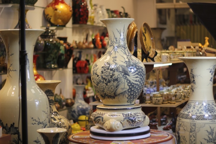 Ancien village de Nom et village de la poterie de Bat Trang