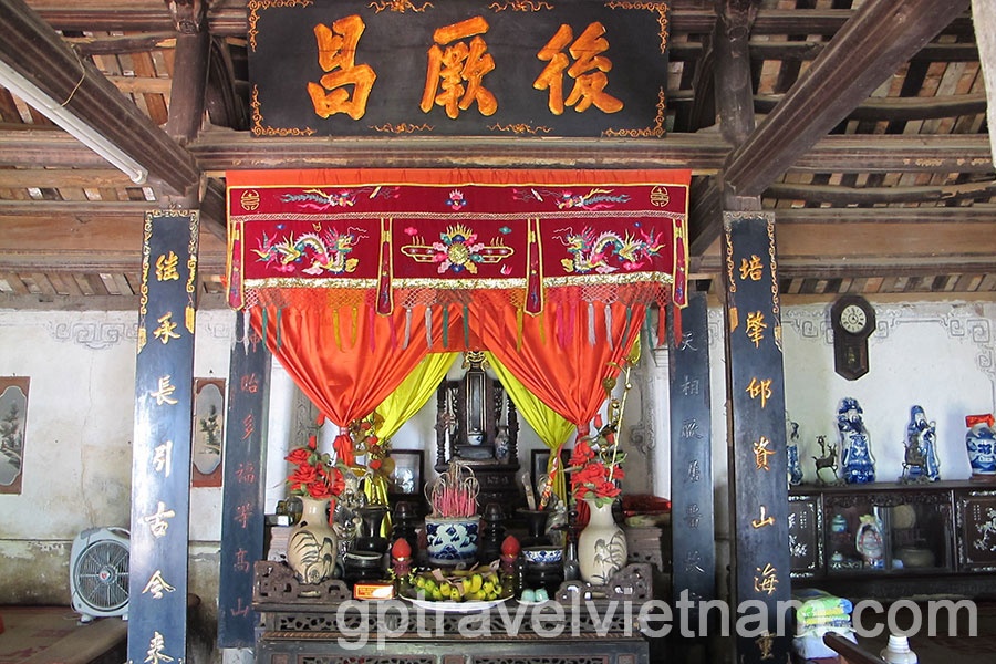 Pagode de Maître, Pagode de L’Ouest, village de Duong Lam et visite d’un atelier artisanal de fabrique de libellules