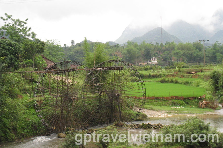 De la Baie de Lan Ha aux Pays des ethnies Muong, Thais blanc - 6 jours